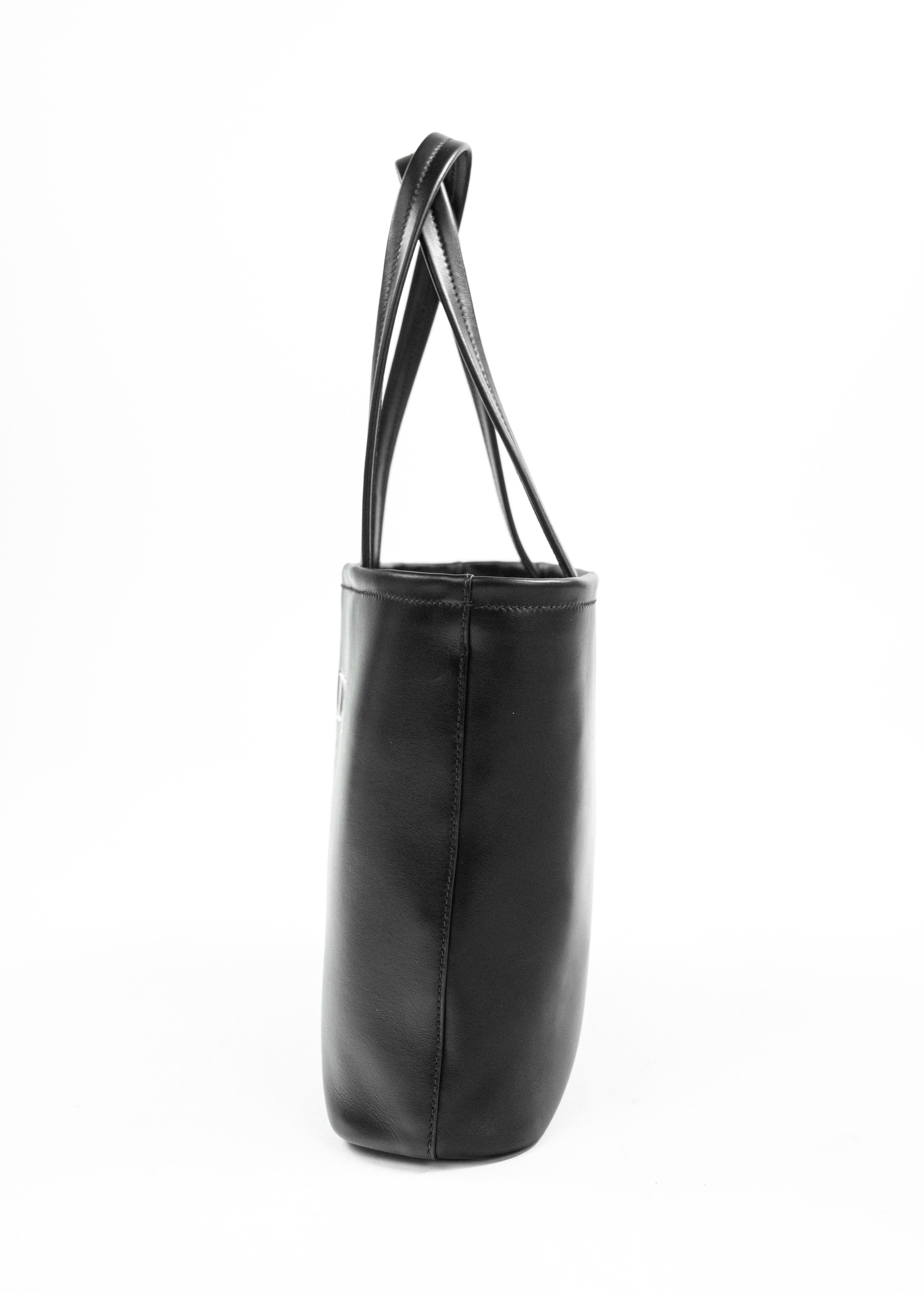 Borsa Prada Saffiano Tote - Nera con Logo Bianco
