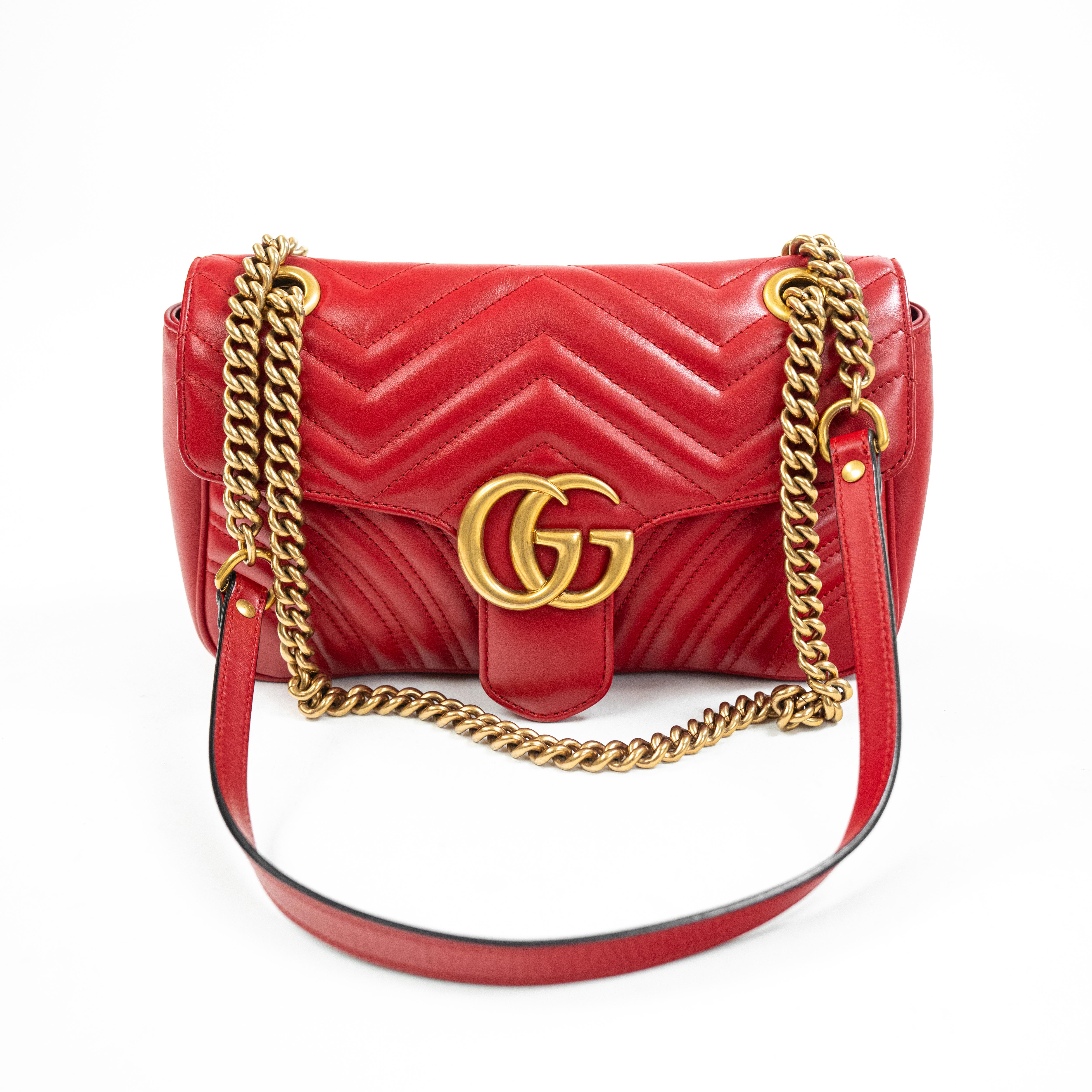 Borsa Gucci GG Marmont Mini - Pelle Matelassé Rossa con Dettagli in Oro