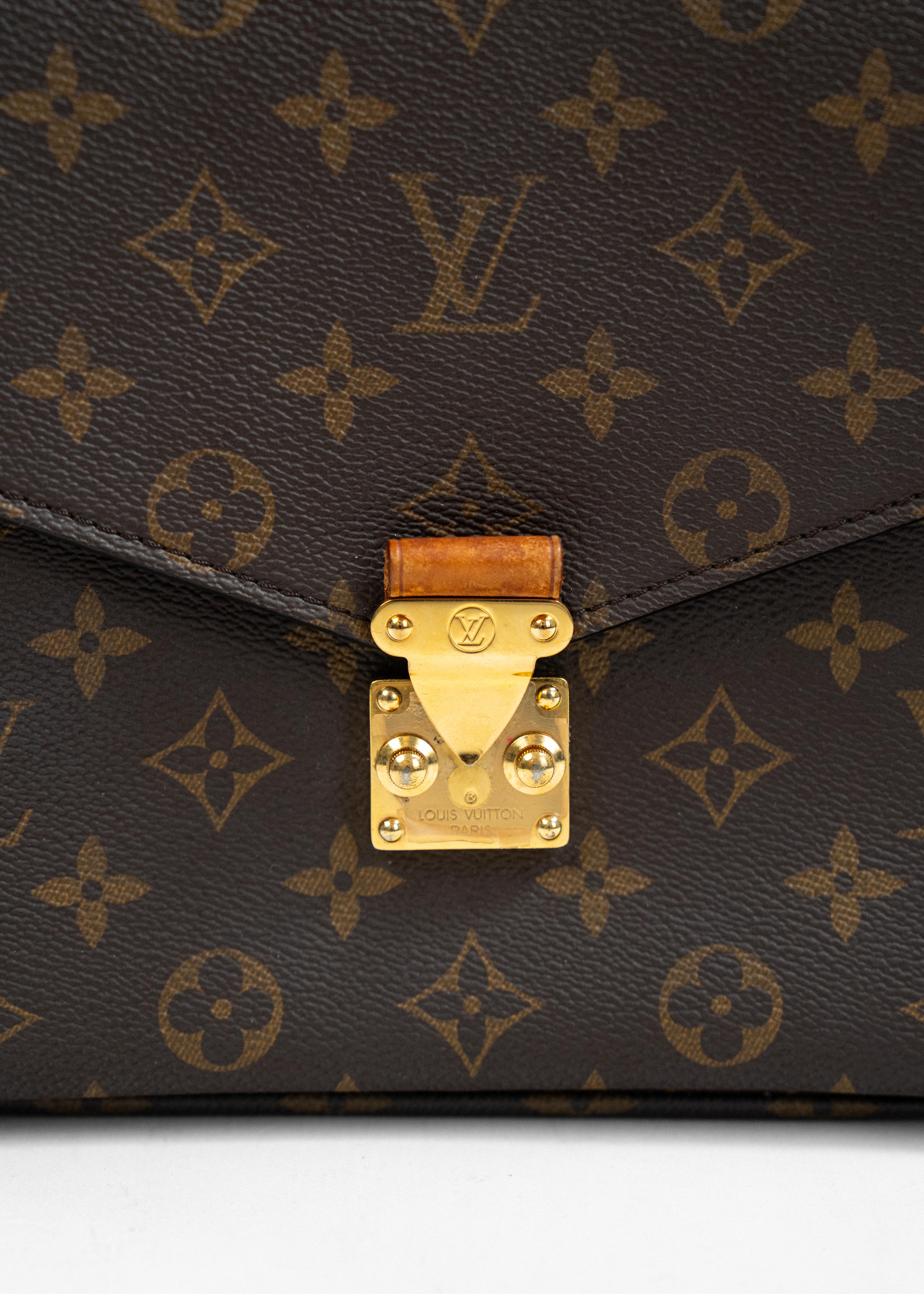 Borsa Louis Vuitton Pochette Métis - Monogram Canvas con Fibbia Dorata