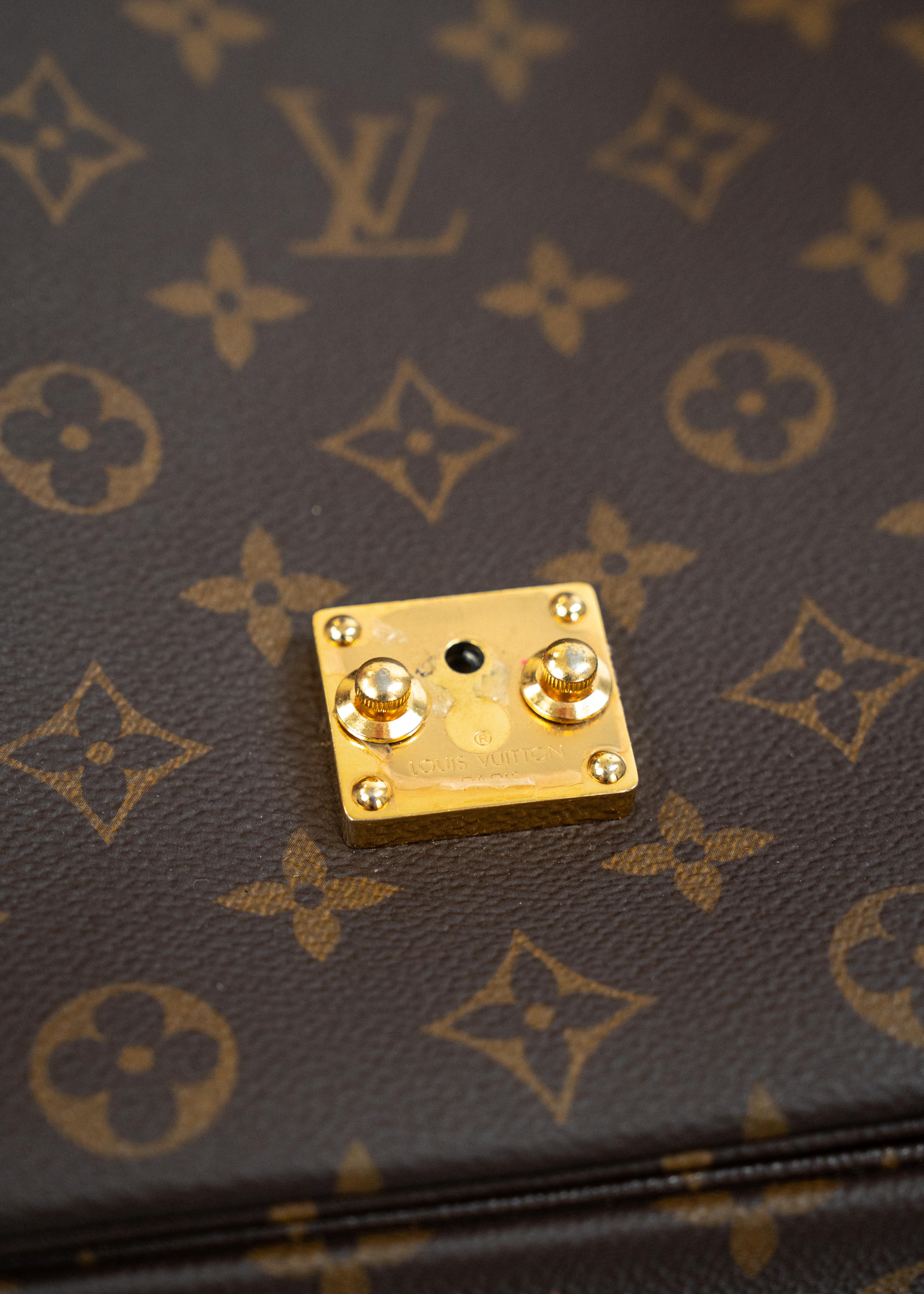 Borsa Louis Vuitton Pochette Métis - Monogram Canvas con Fibbia Dorata