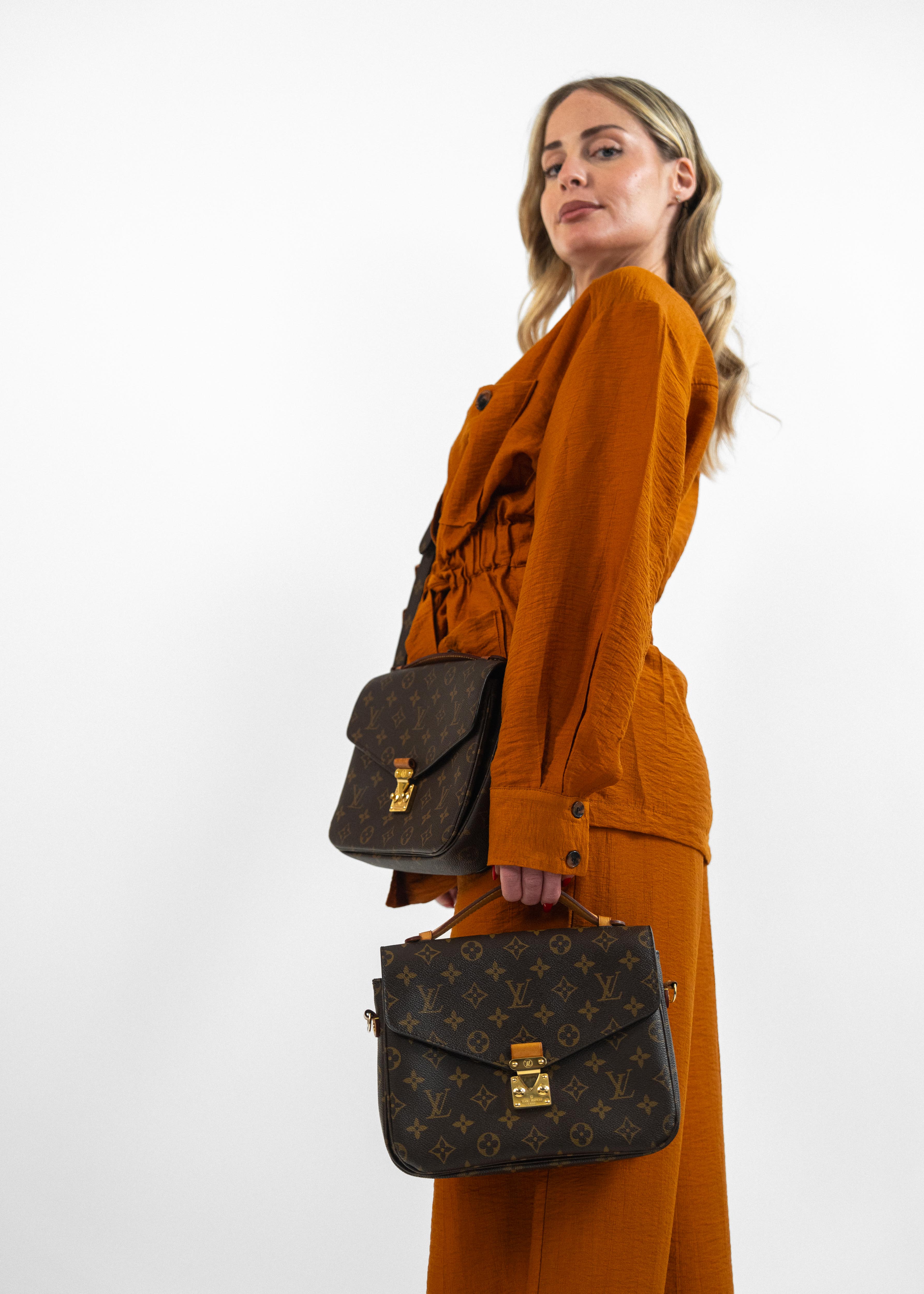 Borsa Louis Vuitton Pochette Métis - Monogram Canvas con Fibbia Dorata