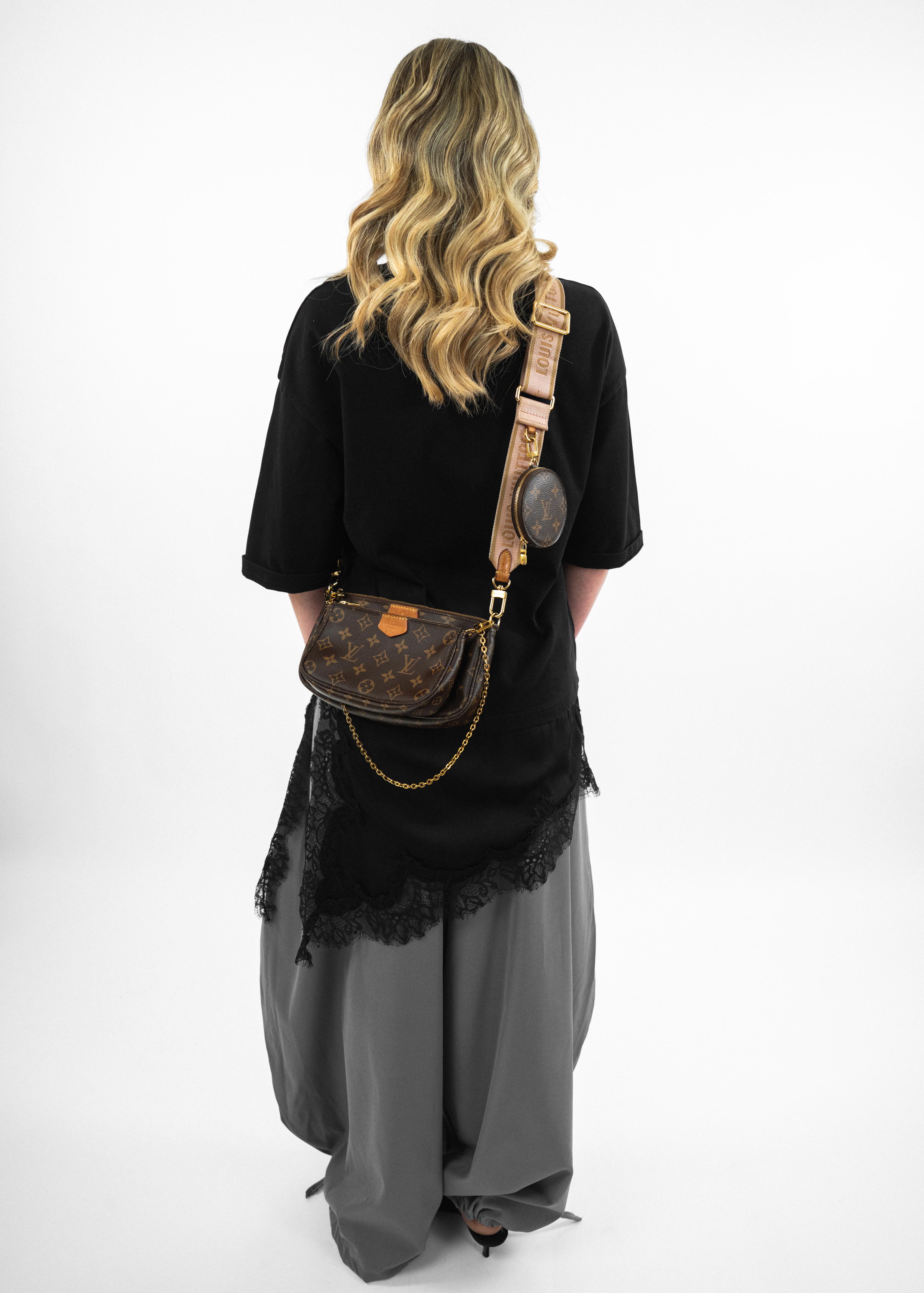 Borsa Louis Vuitton Multi Pochette Accessoires - Monogram Canvas con Tracolla Rosa