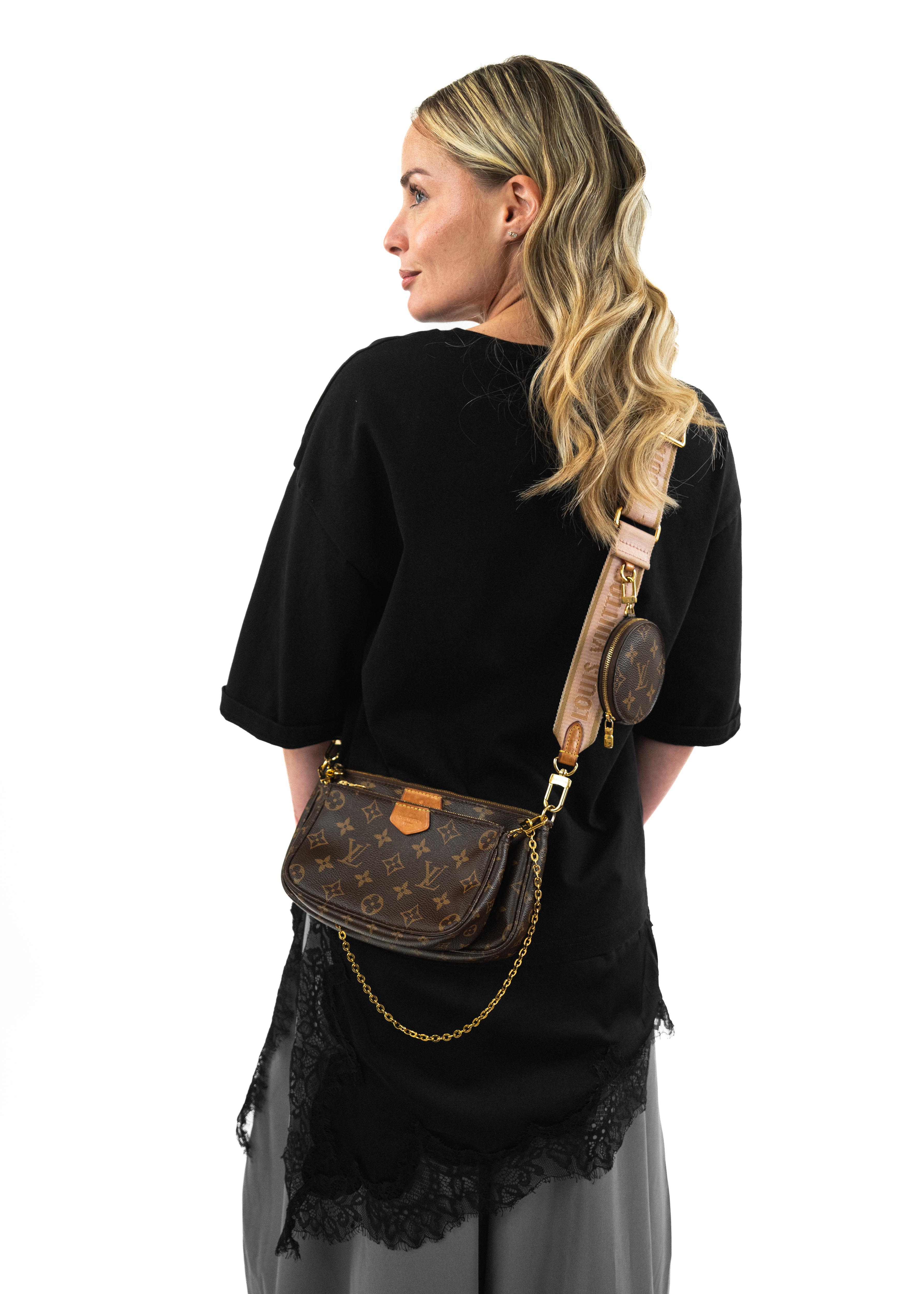 Borsa Louis Vuitton Multi Pochette Accessoires - Monogram Canvas con Tracolla Rosa